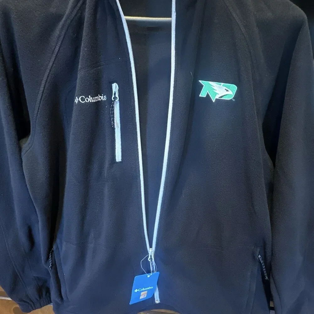 Columbia UND Fighting Hawks Men’s M Full Zip Fleece Jacket Black NWT